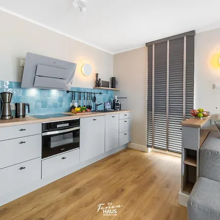 Langebank Mit Hafenblick Apartment